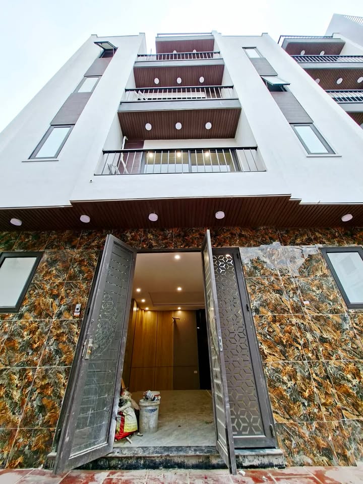 Nhà 5 tầng Phúc Lợi, Long Biên 41m² giá 8 tỷ - Sổ đỏ chính chủ giao ngay!