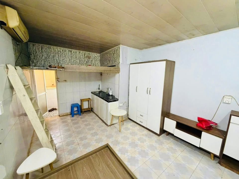 Căn hộ Tập thể Bạch Mai, Quận Hai Bà Trưng, 25m² giá 1.18 tỷ - Nhà xinh thích hợp đầu tư!