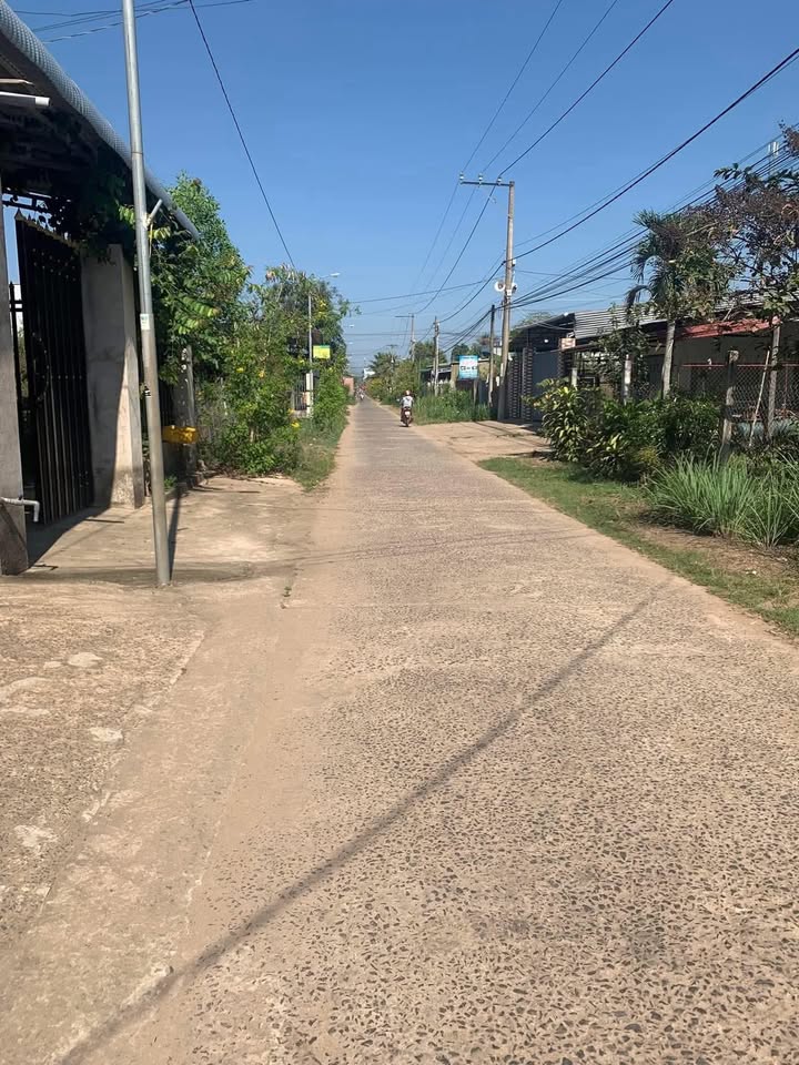 Đất thổ cư đường Phù Đổng, Tân Phú, Đồng Nai - Giá chỉ 2.4 tỷ!