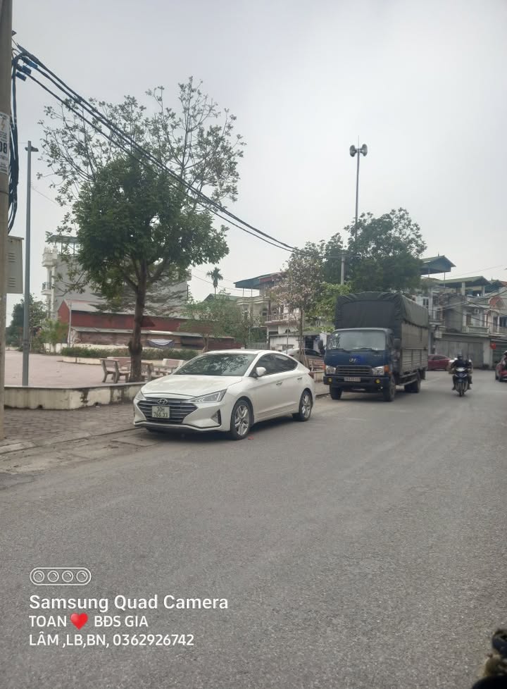 Đất nền đường Ỷ Lan, Gia Lâm 70m² giá 70 tỷ - Đầu tư lý tưởng cho gia đình!