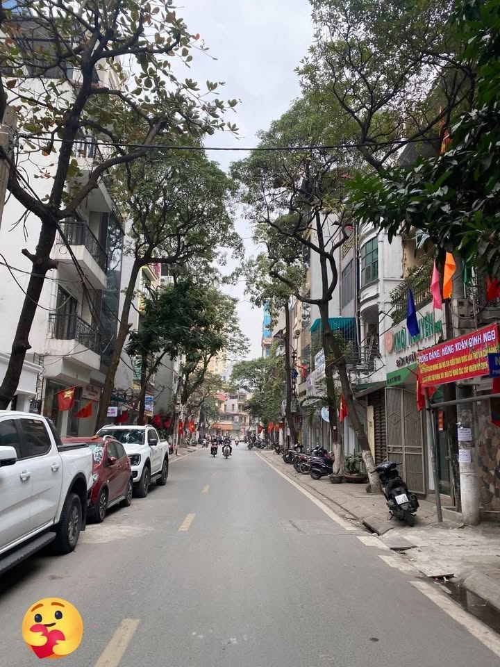 Townhouse Vương Thừa Vũ, Thanh Xuân, 50m² giá 17 tỷ - Ô tô đỗ cửa, an ninh tuyệt đối!