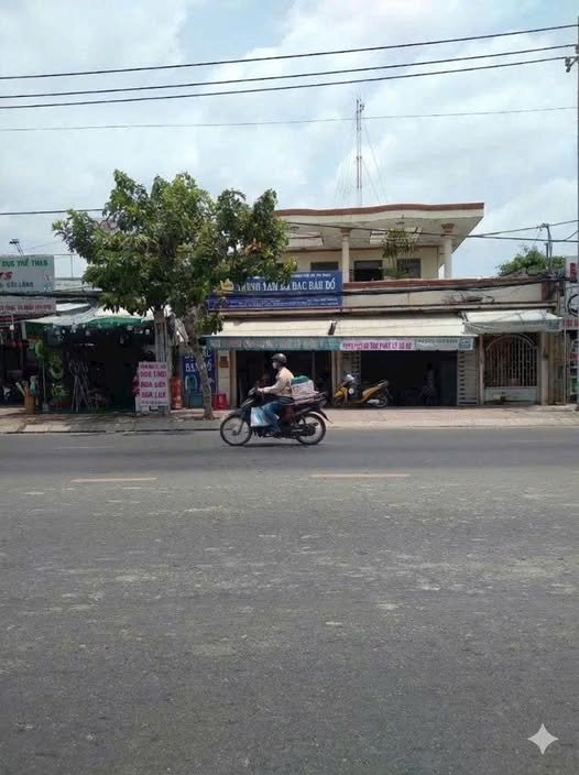 Bán nhà FrontHouse 1523 Huỳnh Tấn Phát, quận 7, 552m² - Giảm giá sốc chỉ còn 60 tỷ!