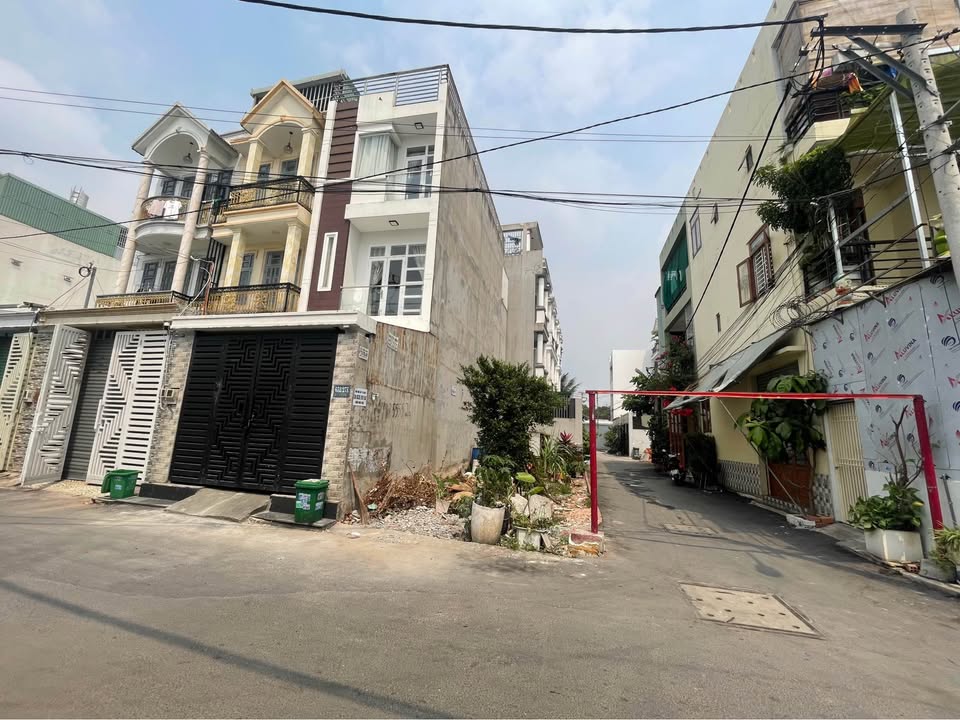 Lô đất góc 2 mặt tiền hẻm 652 - Đường Quốc lộ 13 - 68.3m² - Giá tốt thương lượng!