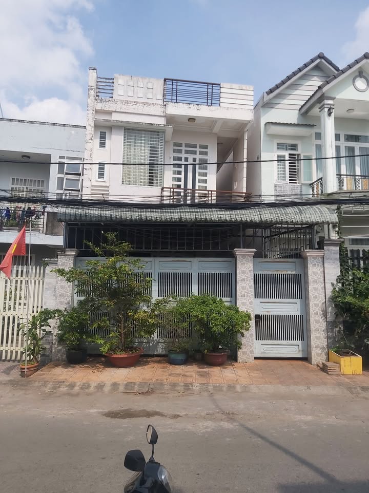 Nhà Mặt Tiền 276m² tại Đường Quản Trọng Hoàng, Cần Thơ - Giá Thỏa Thuận