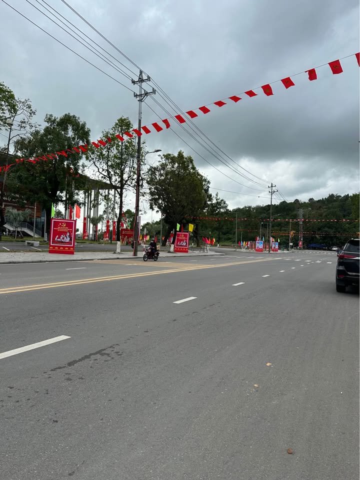 Toà nhà FrontHouse đường 30/4, Quảng Ngãi 750m² - Cơ hội đầu tư hiếm có!