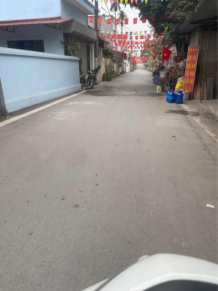 Đất Hồng Hà, Đan Phượng 70m² giá 2 tỷ - Ô tô vào tận nhà!