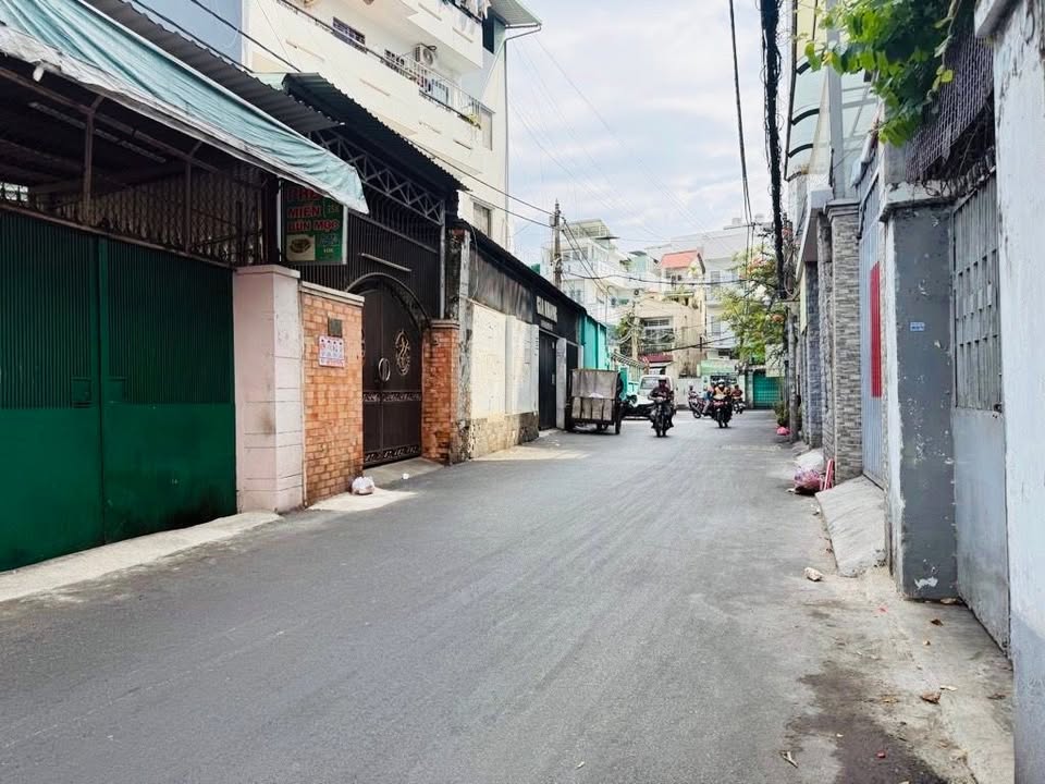 Nhà hẻm xe hơi Đinh Bộ Lĩnh, Bình Thạnh 110m² giá 12 tỷ - Không thể bỏ lỡ!