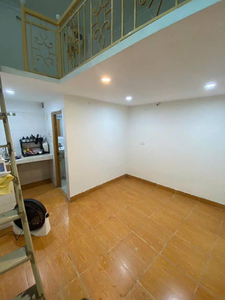 Phòng cho thuê tại Ngõ 123 Tân Mai, 20m² giá 2,9 triệu - An ninh tốt, tiện ích đầy đủ!