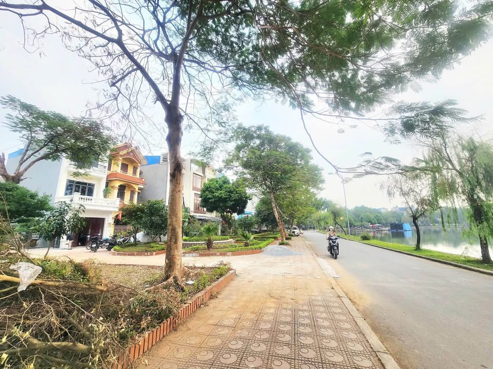 Nhà mặt hồ Lộc Vượng, TP Nam Định 123m² giá 15 tỷ - Đầu tư bền vững!