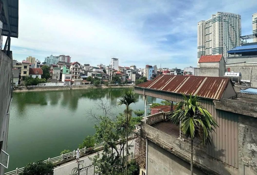 Nhà mặt phố Nguyễn Thế Rục, Ngọc Lâm 70m² giá 1x tỷ - View hồ Tai Trâu tuyệt đẹp!
