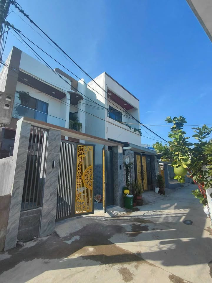 Nhà mới xây 100% tại Hòa Xuân, Đà Nẵng 110m² giá 3.9 tỷ - Nội thất đầy đủ, không cần sắm sửa!