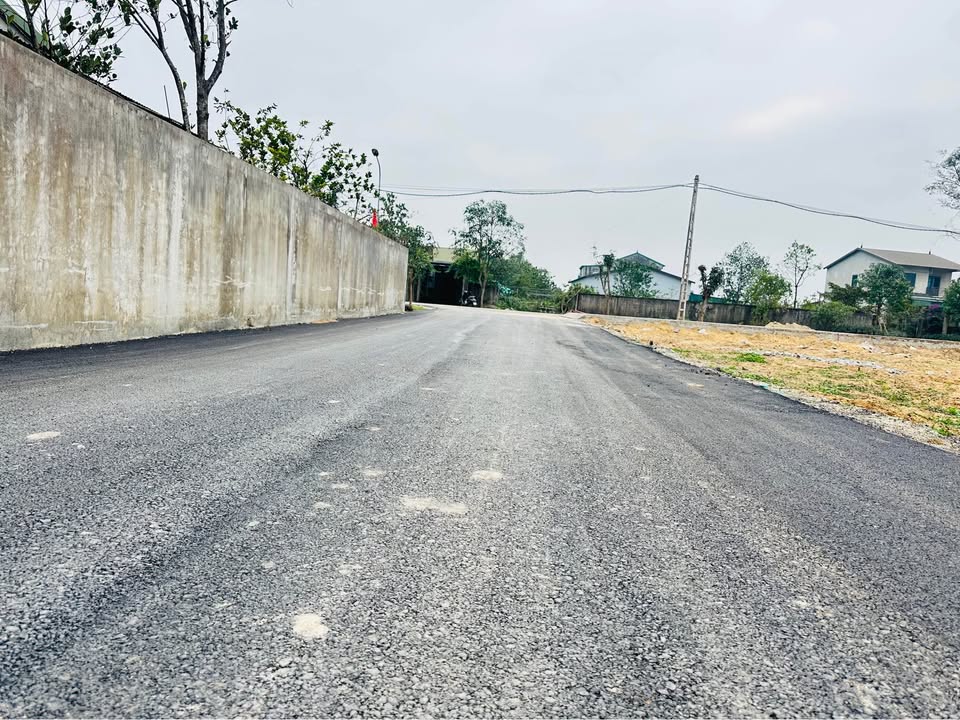 Đất Phường Nghi Đức, Thành phố Vinh 90m² giá 3.1 tỷ - Đường ô tô tránh nhau!