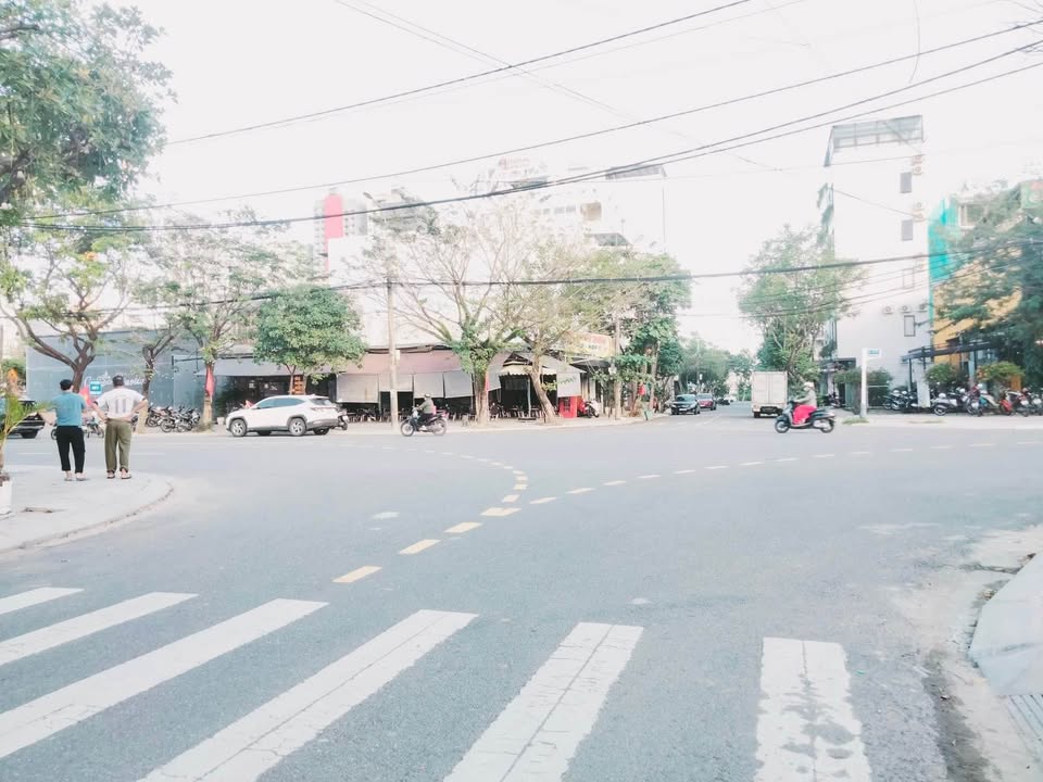 Bán đất Sơn Trà 136m² - Vị trí vàng sát biển Mỹ Khê, Đà Nẵng