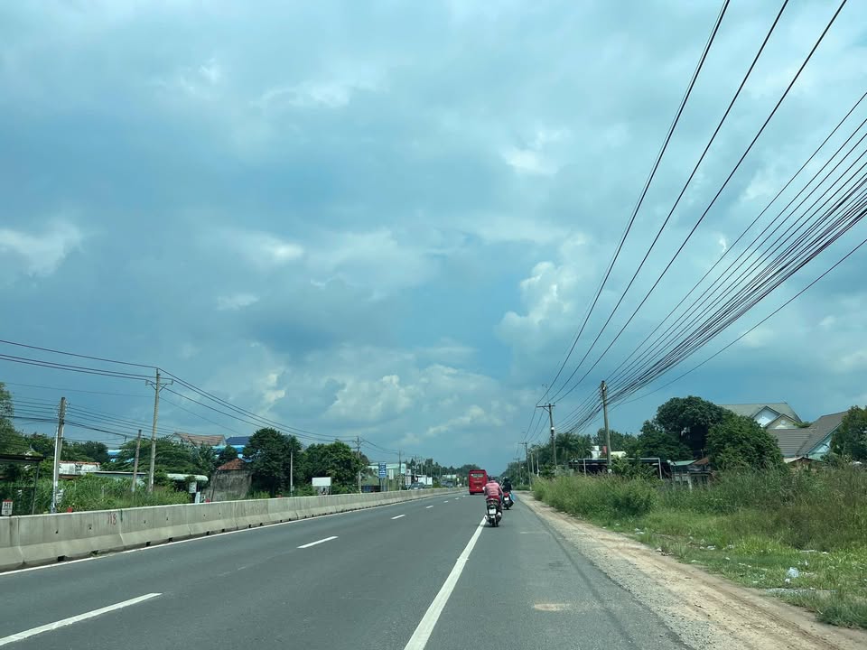 Đất nền mặt tiền DT741 Chánh Phú Hòa Bến Cát 2551m² - Cơ hội đầu tư sinh lời!