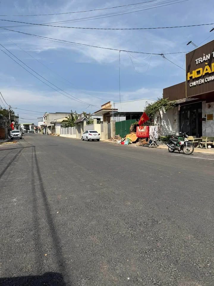 Nhà cấp 4 hẻm Đỗ Nhuận, P. Tân Lợi, 161m² giá 2.879 tỷ - Ô tô vào tận nơi!