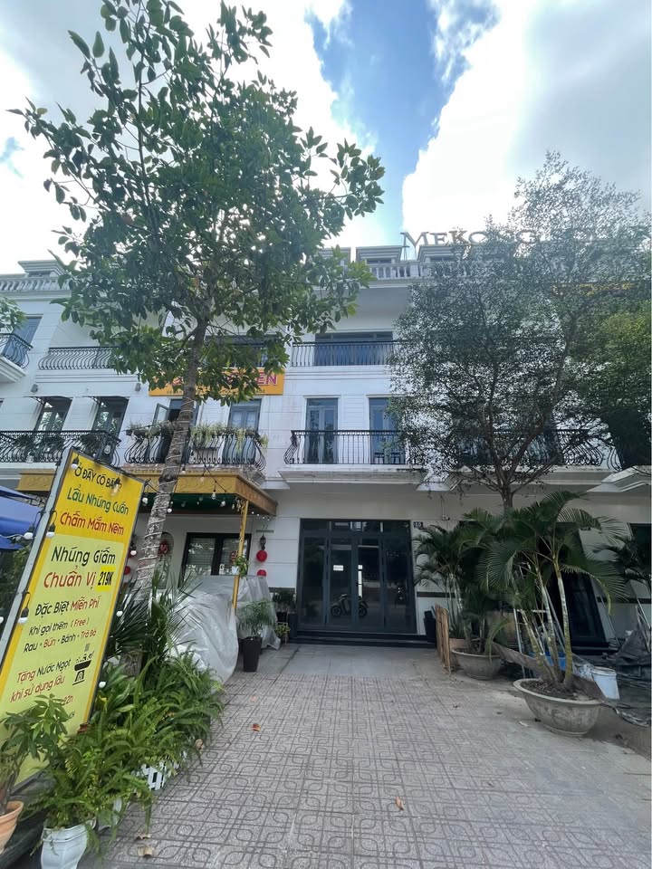 Nhà Mặt Tiền Đường Số 6 - Khu Đô Thị 5A Sóc Trăng 110m² - Sổ Hồng Hoàn Công, Giá Thương Lượng!