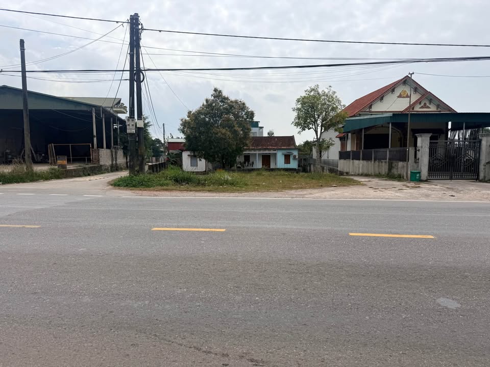 Đất mặt tiền Quốc lộ Hải Đông, Móng Cái 406m² giá 3.1 tỷ - Cơ hội đầu tư tuyệt vời!