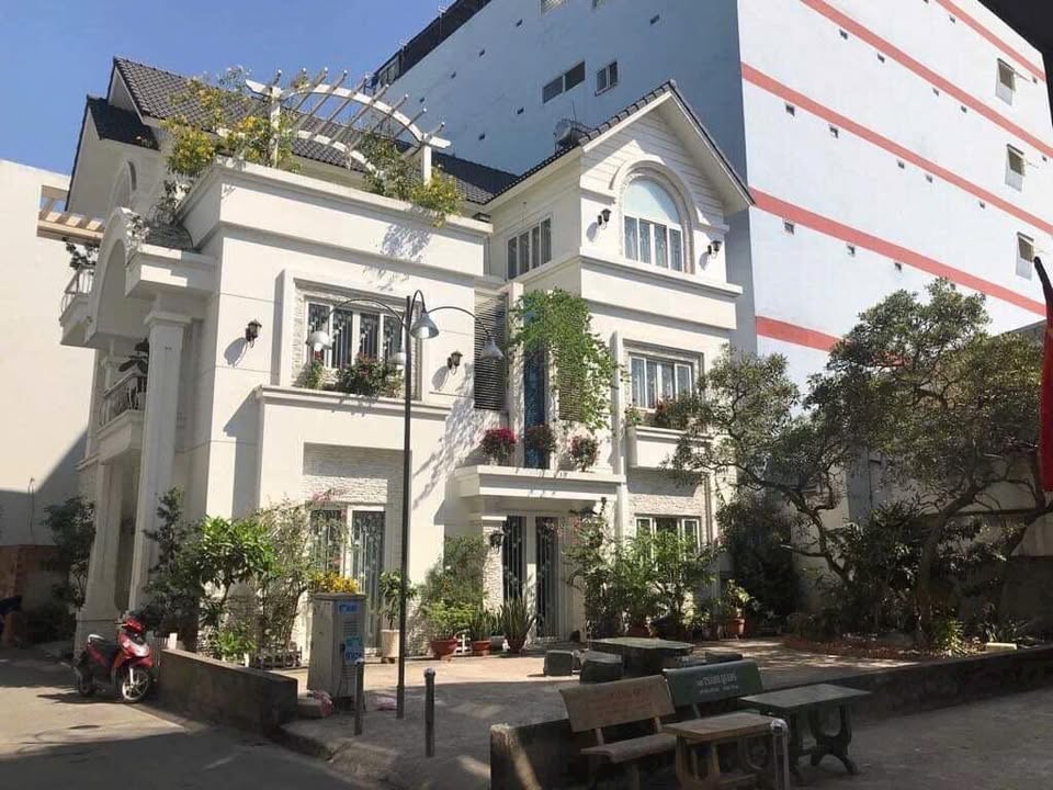 Biệt thự góc 172m² tại Aeon Tân Phú - Đối diện trung tâm mua sắm, sẵn sàng vào ở ngay!