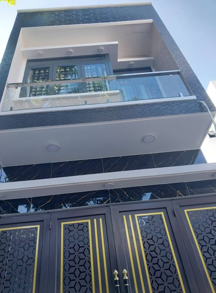 Nhà hẻm xã Phú Xuân, Huyện Nhà Bè 70m² giá 5 tỷ - Sẵn sàng vào ở ngay!