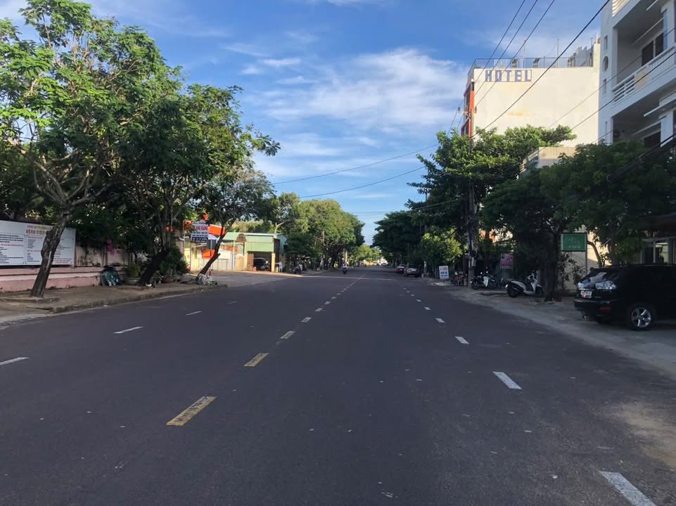 Nhà nguyên căn mặt tiền Đường Lê Duẩn, Tuy Hoà 100m² - Cho thuê lâu dài chỉ 5 triệu!