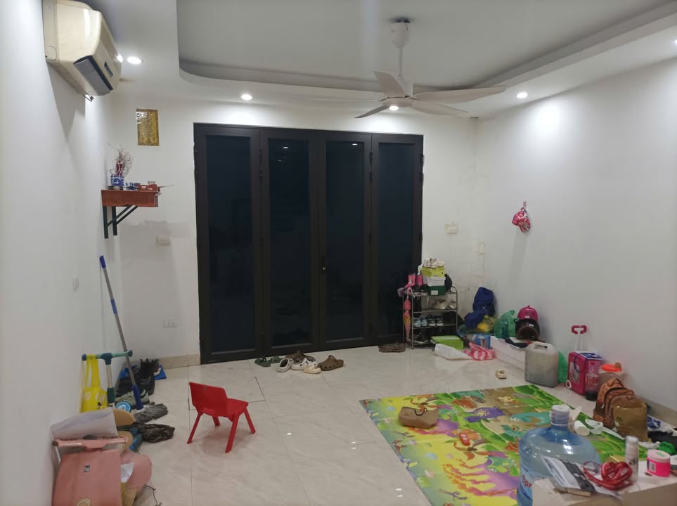 Nhà 2 tầng Định Công Hạ 51m² giá 2.7 tỷ - Nhà mới xây, đầu tư sinh lời!