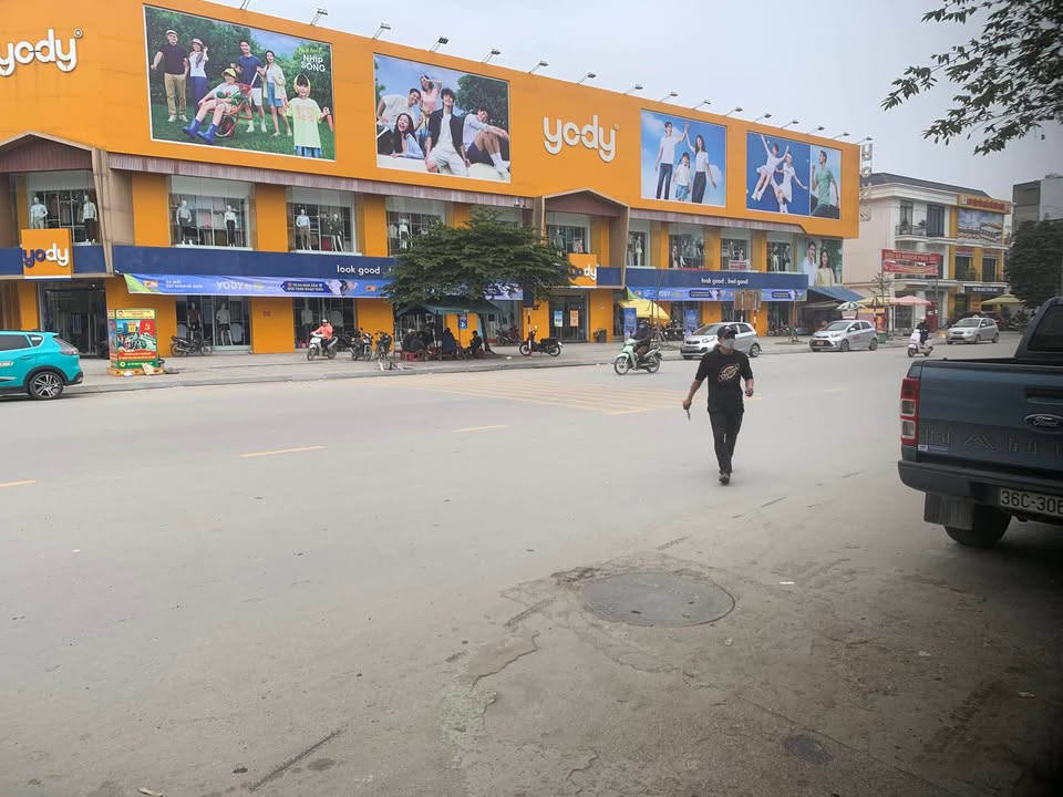 FrontHouse Nguyễn Trãi 62m² giá 6.6 tỷ - Vị trí đắc địa trung tâm thành phố!