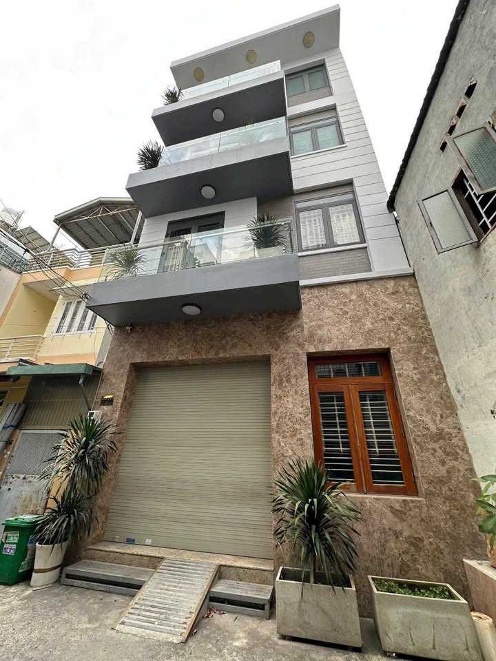 Nhà đẹp hẻm xe hơi Đường Số 5, Bình Hưng Hòa 84m² giá 8.45 tỷ - Thương lượng mạnh tay!