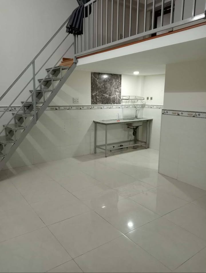 Phòng trọ cho thuê tại Phan Chu Trinh, Đà Lạt 20m² giá 3.3 triệu - Tự do giờ giấc!