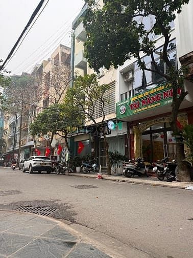 Nhà riêng Trung Kính Cầu Giấy 22 triệu/tháng - Ô tô vào tận nhà!