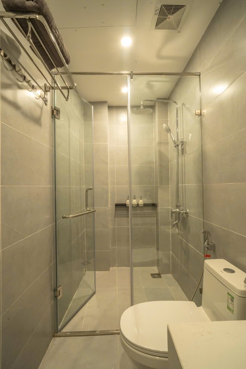 Bán Tòa Nhà Mặt Phố Vũ Miên 128m² 99 Tỷ - View Trực Diện Hồ Tây