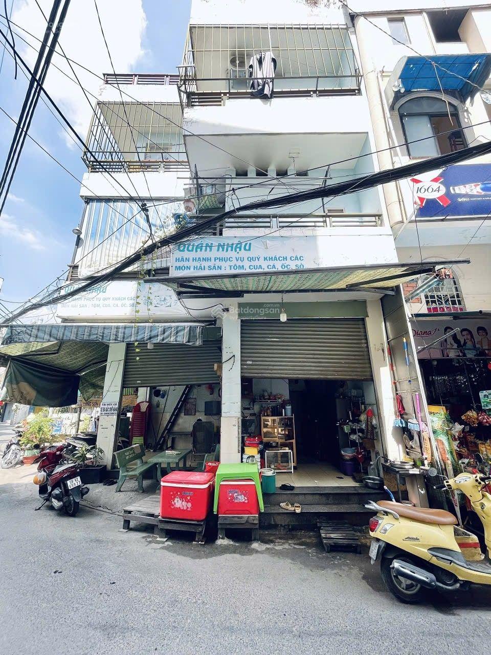 Nhà 3 Tầng Góc, Hẻm Xe Hơi 6m Lạc Long Quân, Tân Bình - Giá 6.18 Tỷ