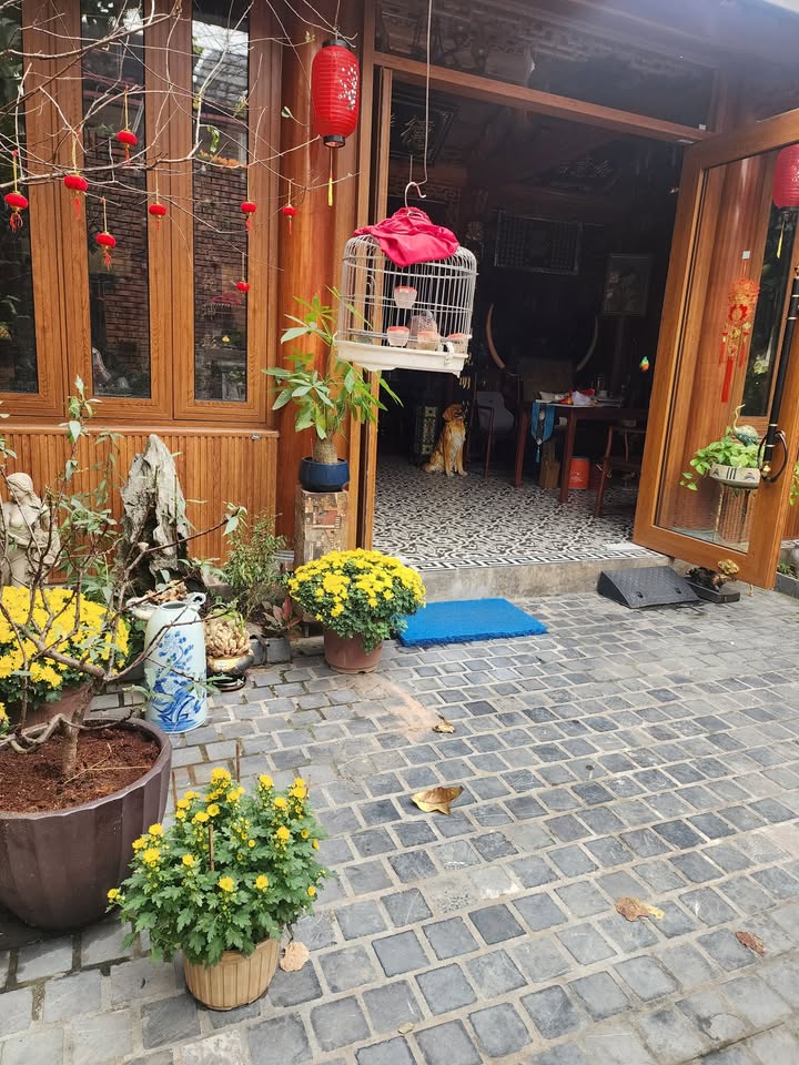 Bán gấp tập thể Đại La 70m², 2PN, Sổ đỏ riêng, 3 tỷ