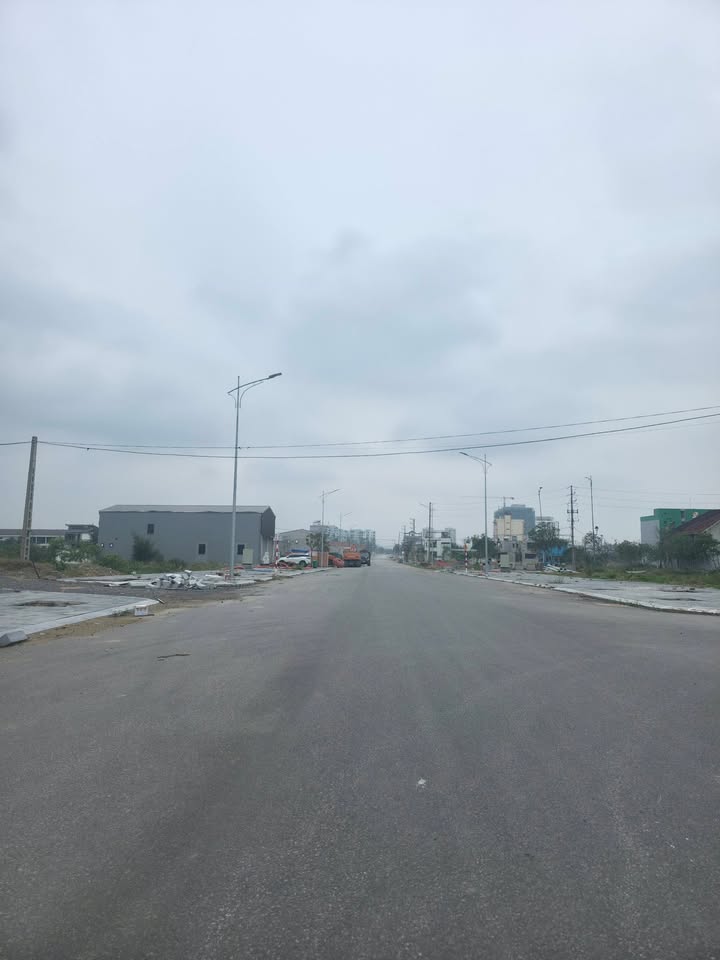 Mặt Tiền Kinh Doanh Mai Thúc Loan, Vinh 260m² - Đầu Tư Sinh Lời