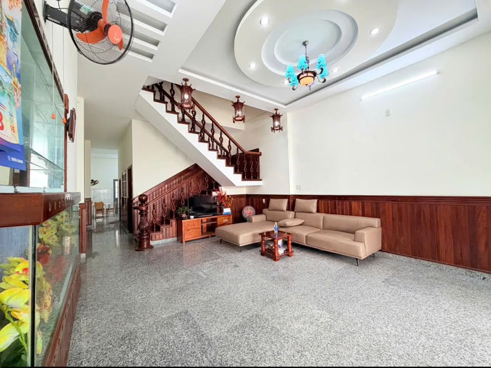 Nhà phố mặt tiền Nguyễn Lai 85m² 8 tỷ - Vị trí đắc địa kinh doanh ngay!