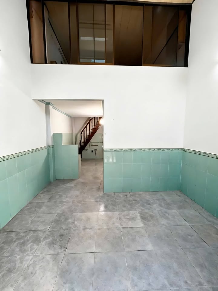 Nhà phố Tân Phú 33m² giá 3 tỷ - Hẻm thông Lê Thúc Hoạch - Sổ hồng sẵn!