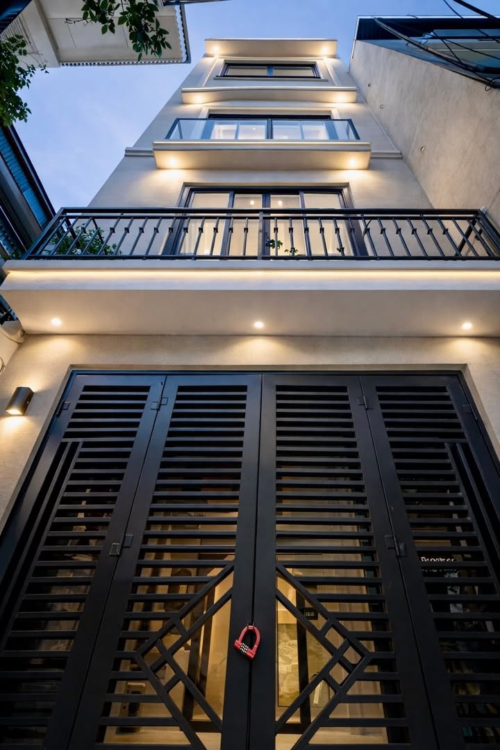 Nhà riêng Lê Hồng Phong, Hà Đông 38m² giá 8 tỷ - Sẵn sàng ở ngay!