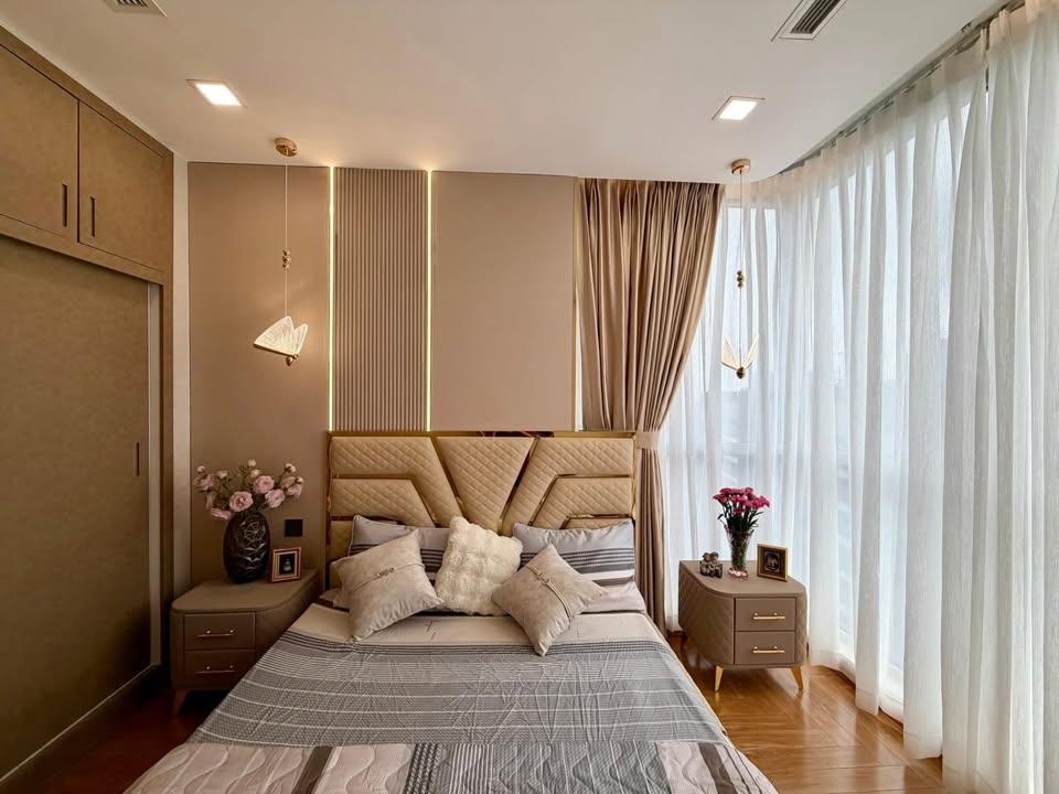 Căn hộ Vinhomes Central Park 140m² - Full nội thất cao cấp!
