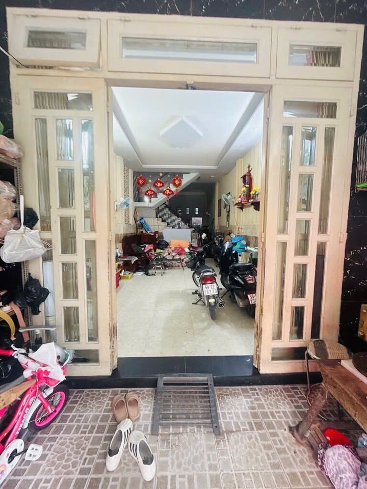 Townhouse Hương Lộ 2, Quận Bình Tân, 60m² giá 6 tỷ - Chính chủ, sổ hồng đầy đủ!