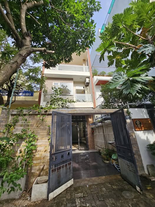 Bán nhà Mỹ Đa Tây 9 Đà Nẵng 100m² giá 9.8 tỷ - Sẵn sàng ở ngay!