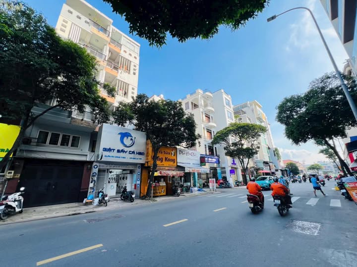 Nhà Mặt Tiền Phổ Quang, Tân Bình - 144m², 43 Tỷ, Kinh Doanh Đỉnh Cao