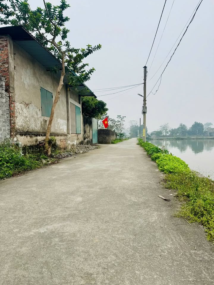 Đất nền view hồ Cienco 96,6m² giá 3,4 tỷ - Vị trí đắc địa, phong thủy tuyệt đẹp!