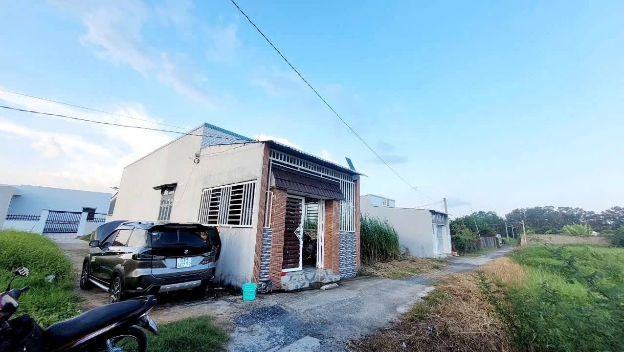 Đất nền 184m², Ấp Lộc Trung, Cần Giuộc, Long An - Sổ đỏ chính chủ, giá 1 tỷ