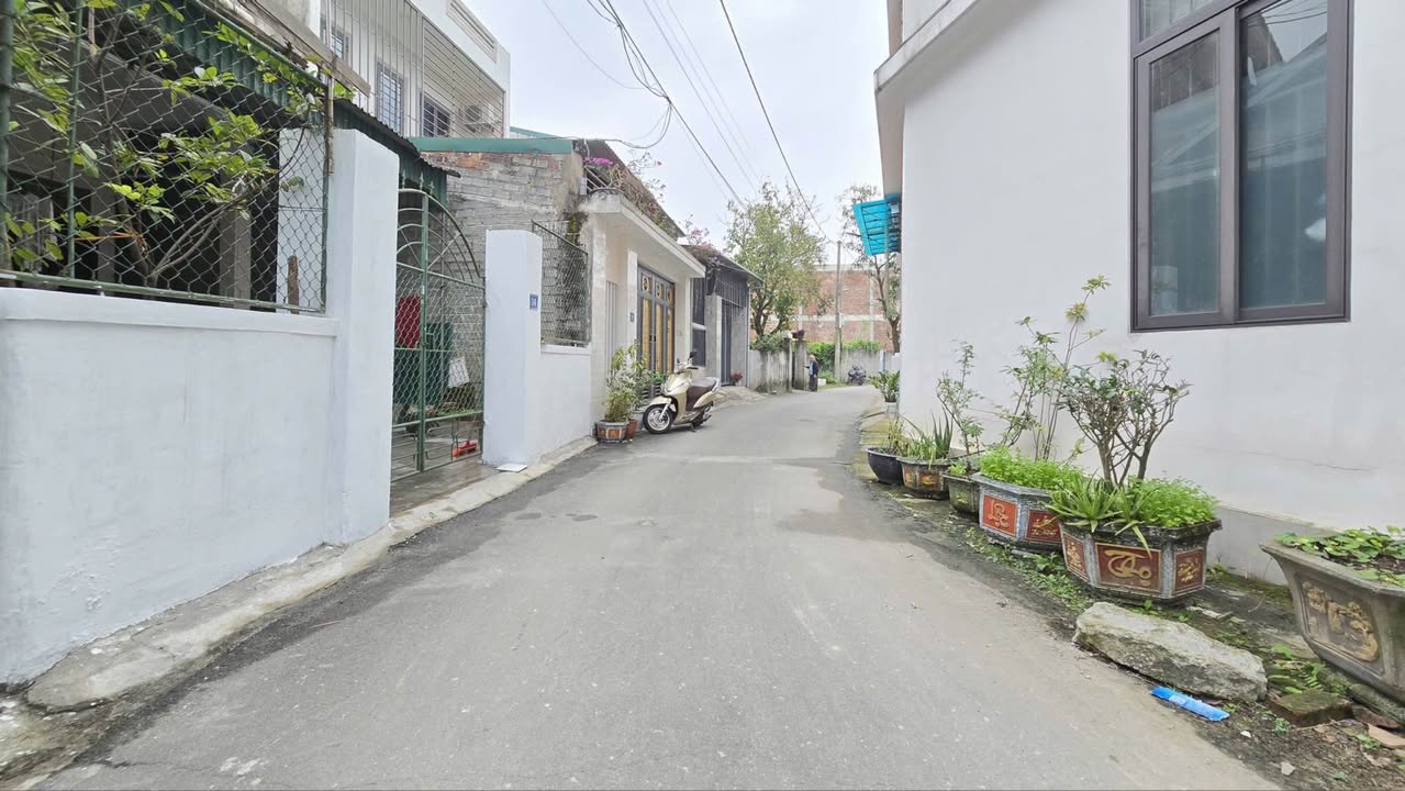 Nhà cấp 4 Ngõ Trung Tiết, P. Trần Phú 123m² – Ô tô vào tận nhà!