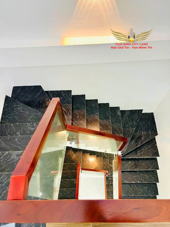 Nhà riêng Trần Lãm 45m² giá 2 tỷ - Ô tô vào tận nhà, ở ngay!