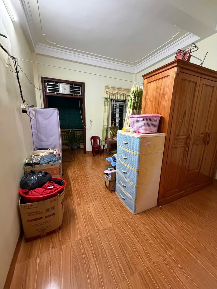 Bán Nhà Phố Trần Thái Tông, Nam Định 42m² - 3 Tầng + Tum, Ngõ Thông