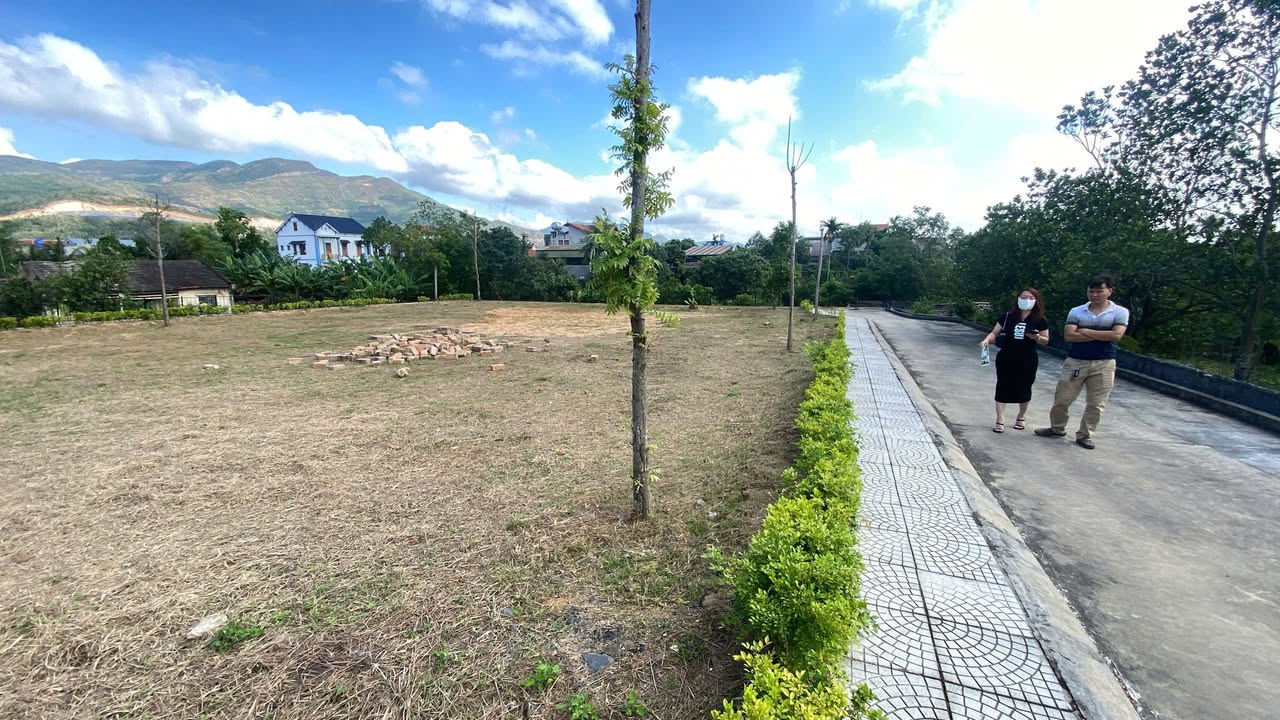 Đất nền Đông Triều 90m² - Sổ hồng riêng, giá chỉ 600 triệu!