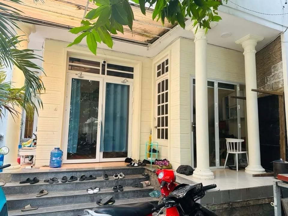 Nhà Quảng Đức, Q2 - Nở hậu, 4 Tầng, 6PN - Giá 7 Tỷ