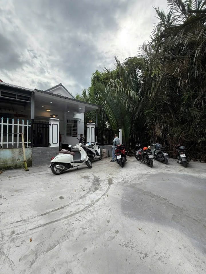 Thuê nhà nguyên căn Phường Phú Khương 2PN giá 4 triệu - Sẵn sàng ở ngay!