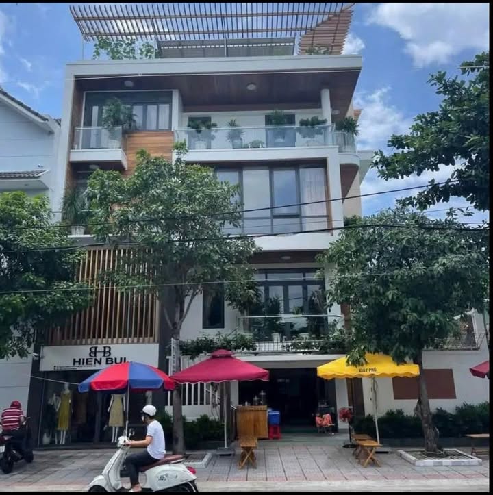 Biệt Thự Góc 2 Mặt Tiền Vũng Tàu 210m² - Giảm Sâu 1 Tỷ, Giá Tốt Trước Tết!