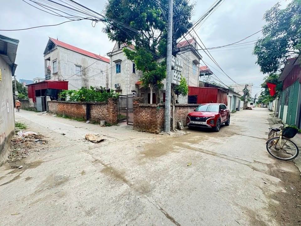 Bán đất Xuân Nộn Đông Anh 48.8m² - Sổ đỏ chính chủ, nở hậu phát lộc!